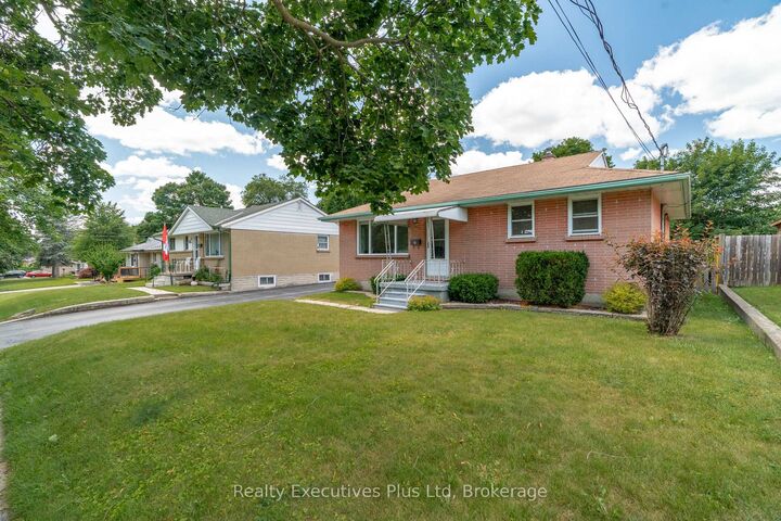 Property Photo:  82 Cassino Avenue  ON N1E 2J3 