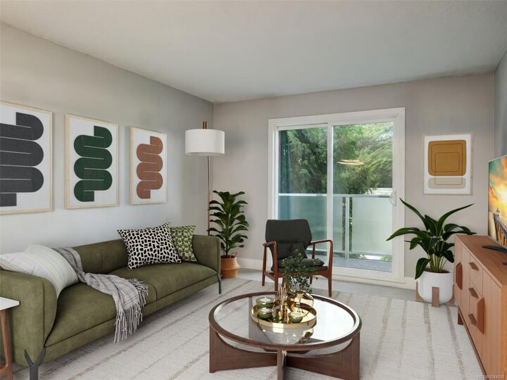 Property Photo: 3252 Glasgow Ave #301 BC V8X 1M2