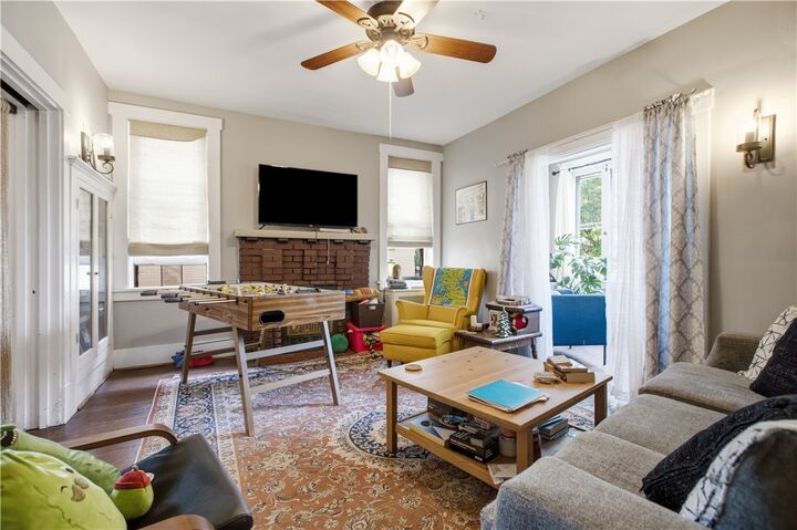 Property Photo:  47 S Linwood Ave  PA 15205 