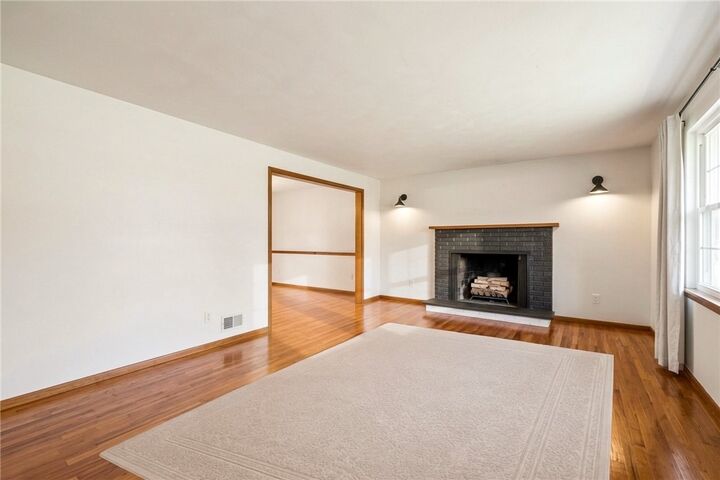 Property Photo: 1247 Old Leechburg Rd PA 15239