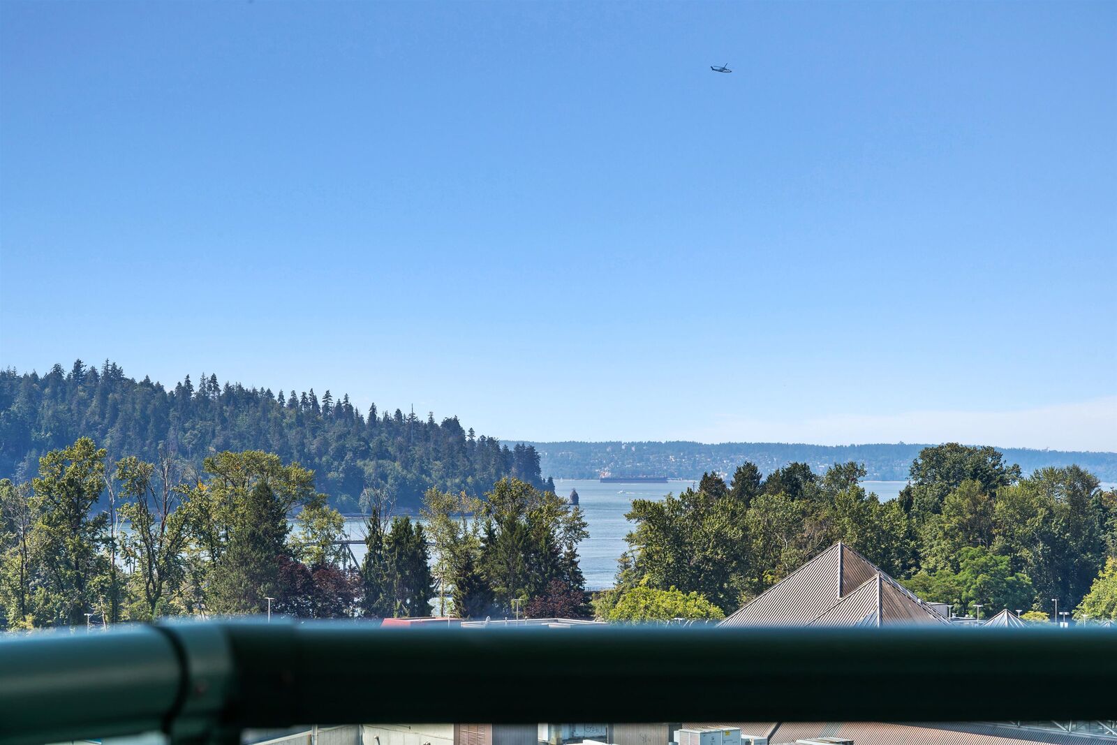Property Photo: 328 Taylor Way 12D BC V7T 2Y1
