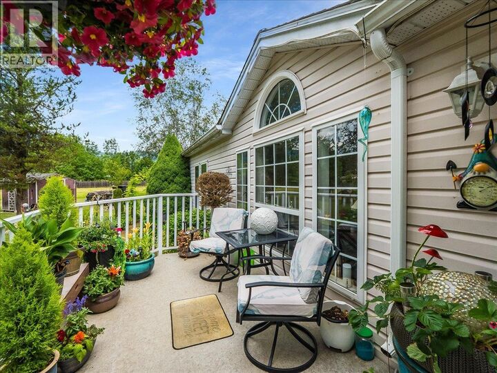 Property Photo:  896 McHardy Road  BC V1N 4P9 