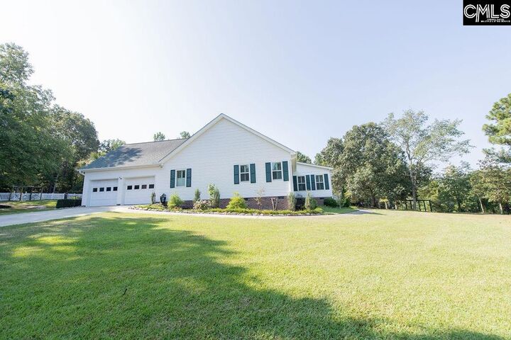 Property Photo: 390 McLee SC 29073-0000