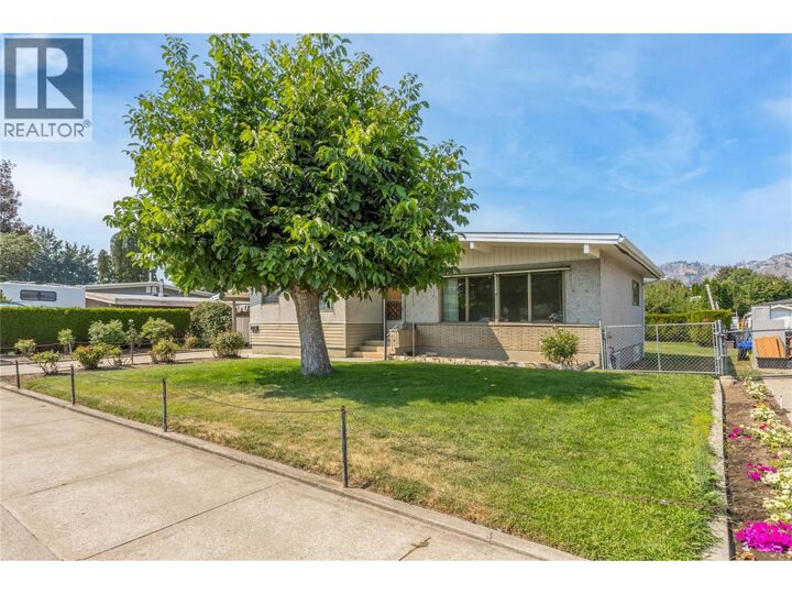 Property Photo:  1206 Lawson Avenue  BC V1Y 6T9 