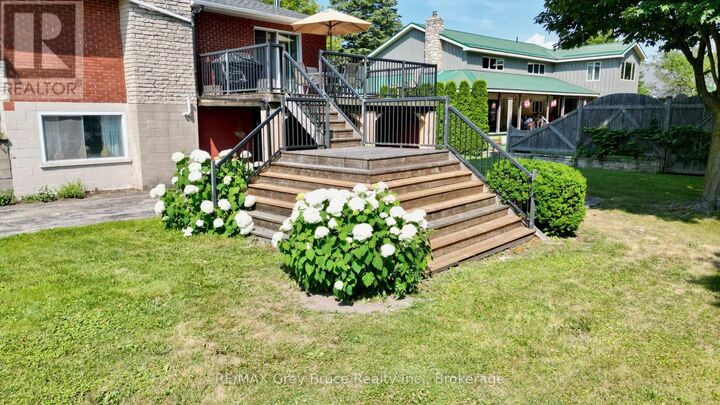 Property Photo:  2 Webster Street  ON N0H 1W0 