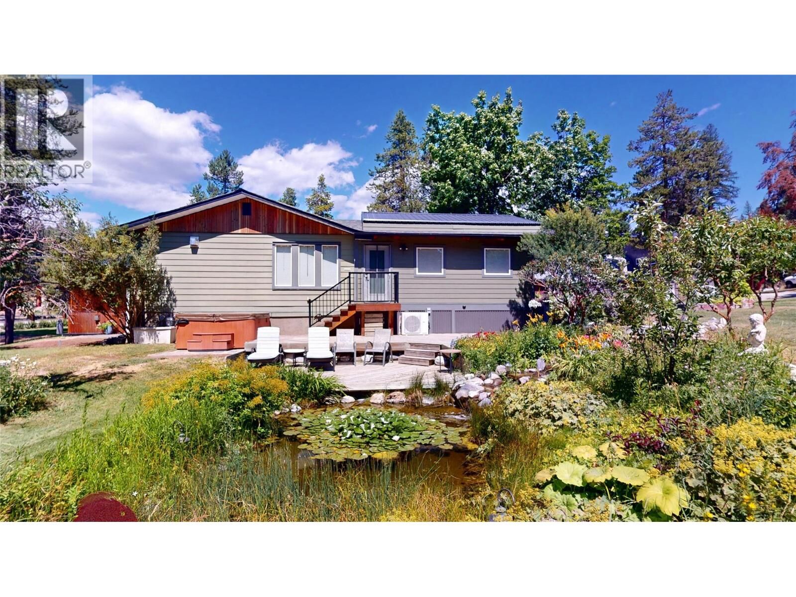 Photo de la propriété: 4200 Wilks Road BC V1C 6S9