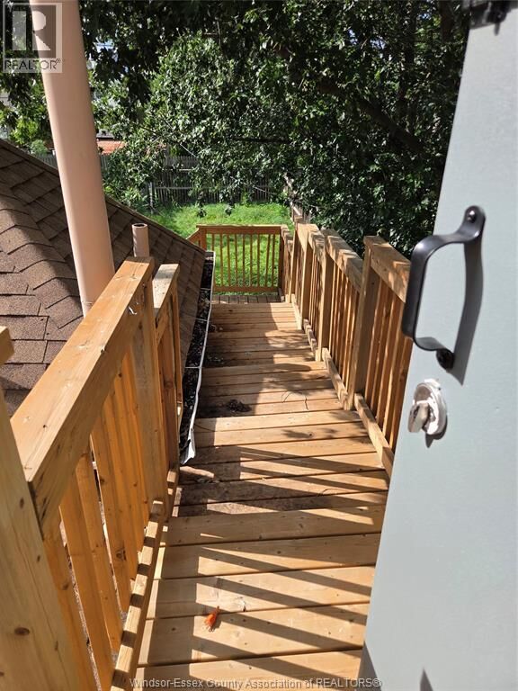 Property Photo:  456 Elliot East  ON N9A 3R9 