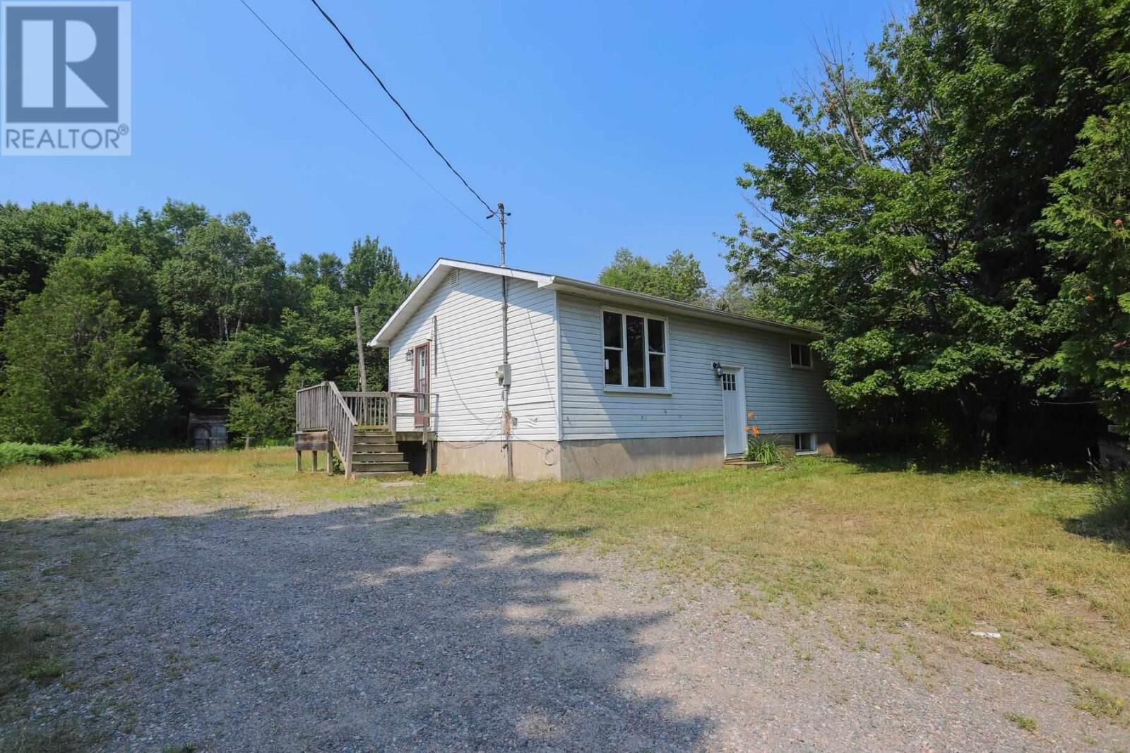Property Photo:  27 Superior St  ON P0S 1A0 