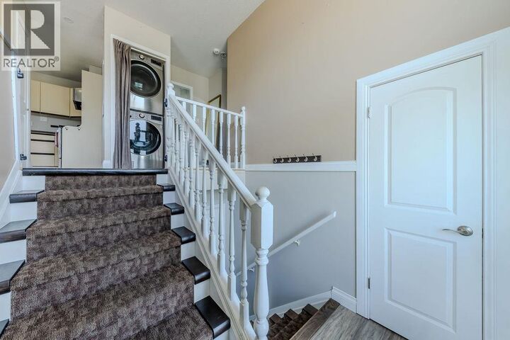 Property Photo: 667 Cumberland Avenue BC V2B 1Z1