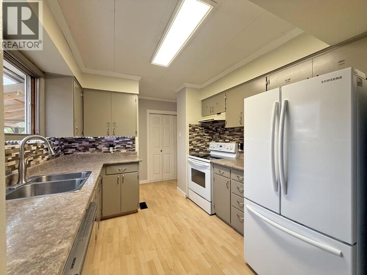 Property Photo: 398 Western Avenue BC V2G 2H7