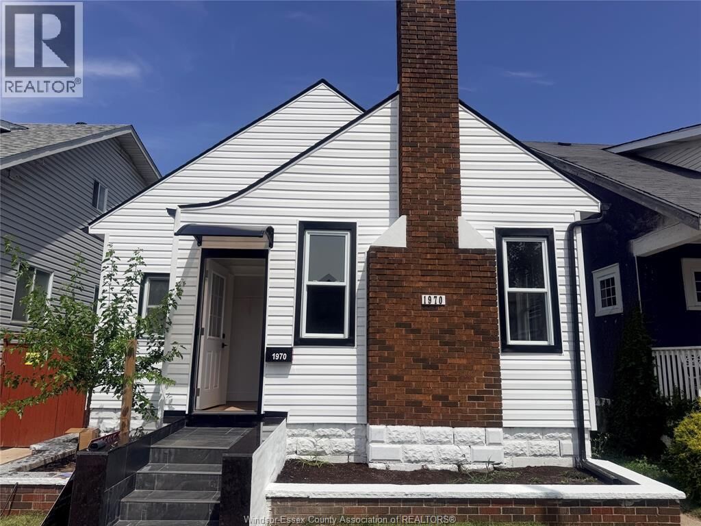 Property Photo:  1970 Ottawa  ON N8Y 1R7 