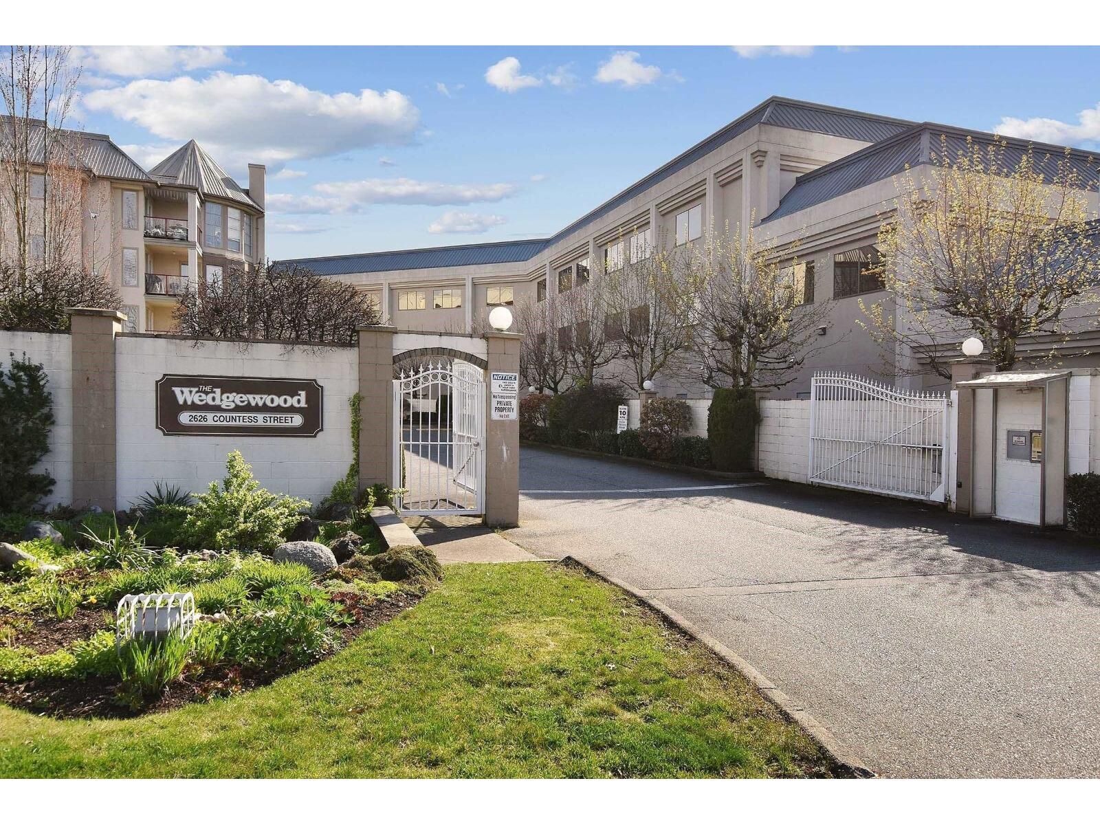 Property Photo:  2626 Countess Street 322  BC V2T 5P3 