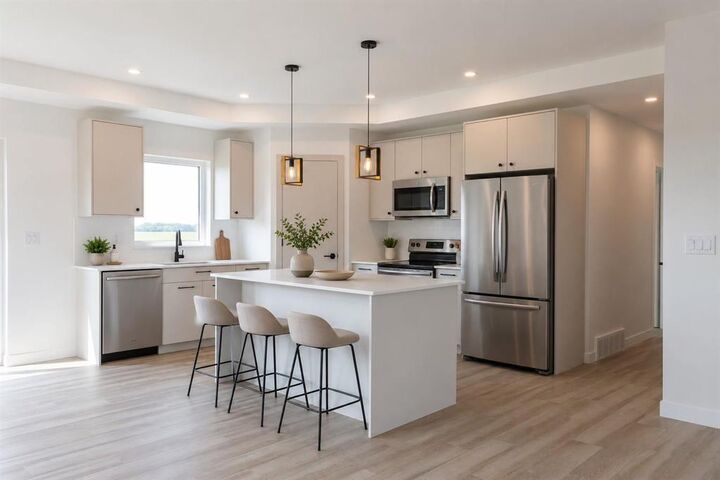 Property Photo: 84 Sterling Crescent MB R5G 3E5