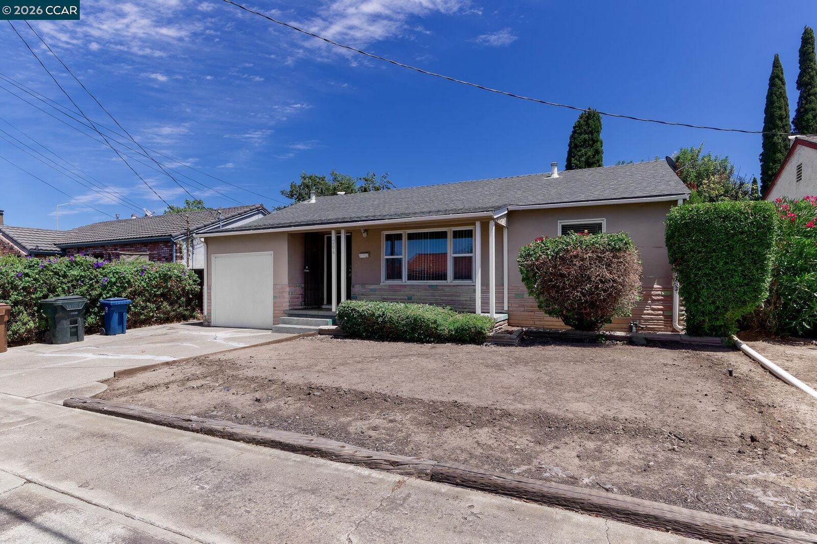 Property Photo:  206 William Reed Dr  CA 94509 