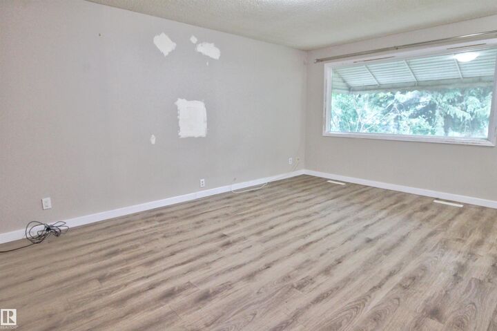 Property Photo:  11338 85 Street NW  AB T5B 3C8 