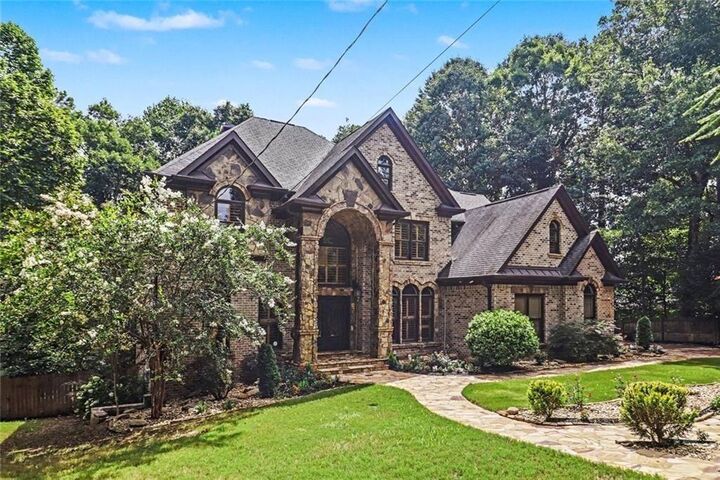 Property Photo:  1740 Childress Drive SW  GA 30311 