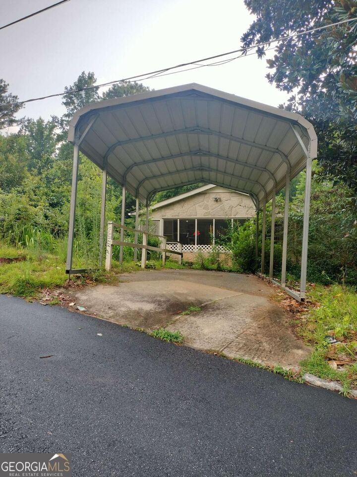 Property Photo:  1608 Ezra Church Drive NW  GA 30314 