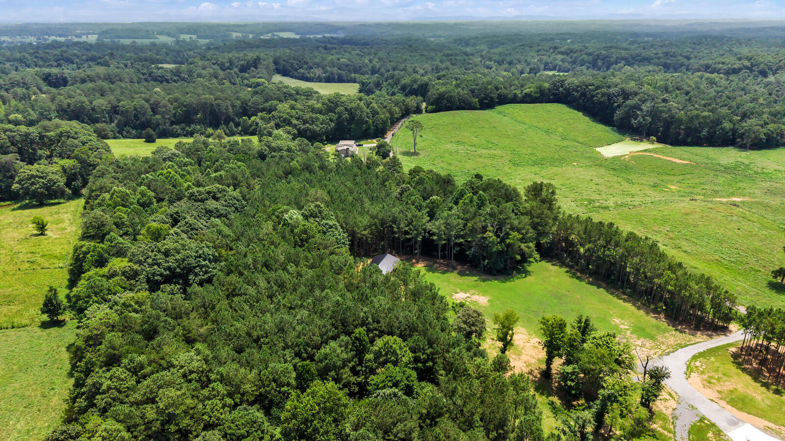 Property Photo: 630 Old Johnson Road NE TN 37323