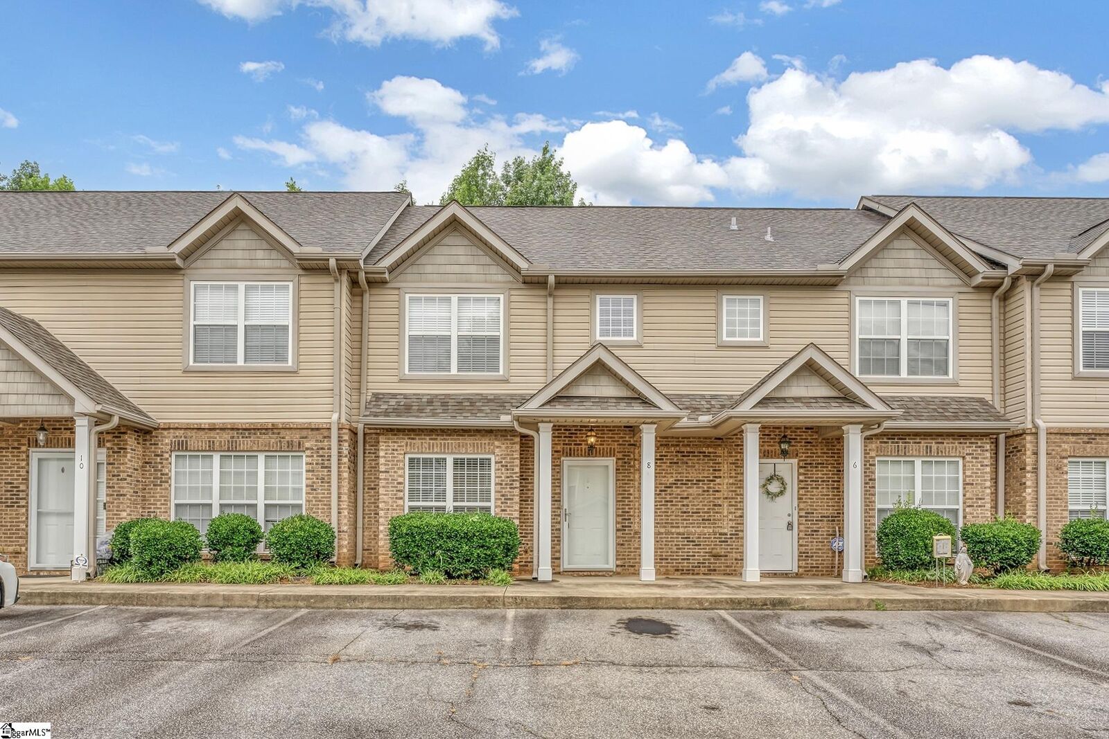 Property Photo: 8 Amity Lane SC 29609
