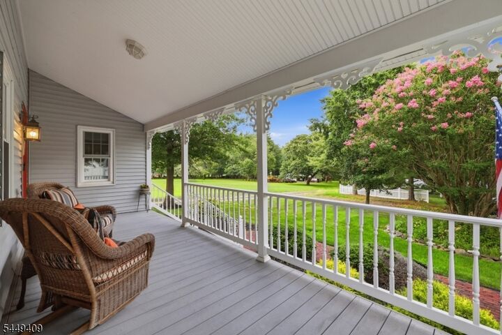 Property Photo:  41 Alpine Way  NJ 08869 