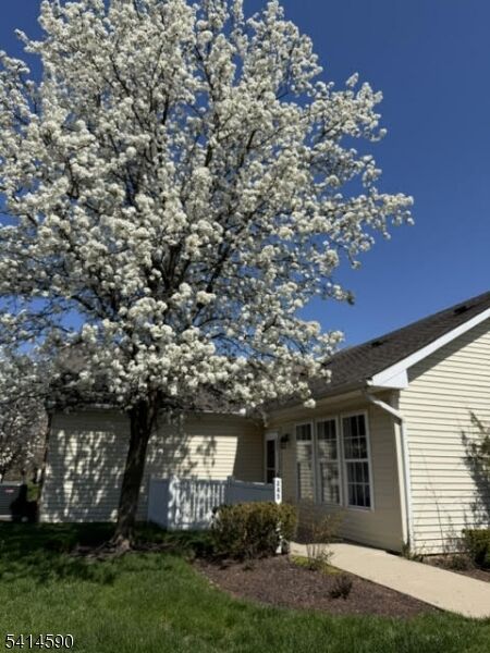 Property Photo:  33 Chandler Ct  NJ 08844 