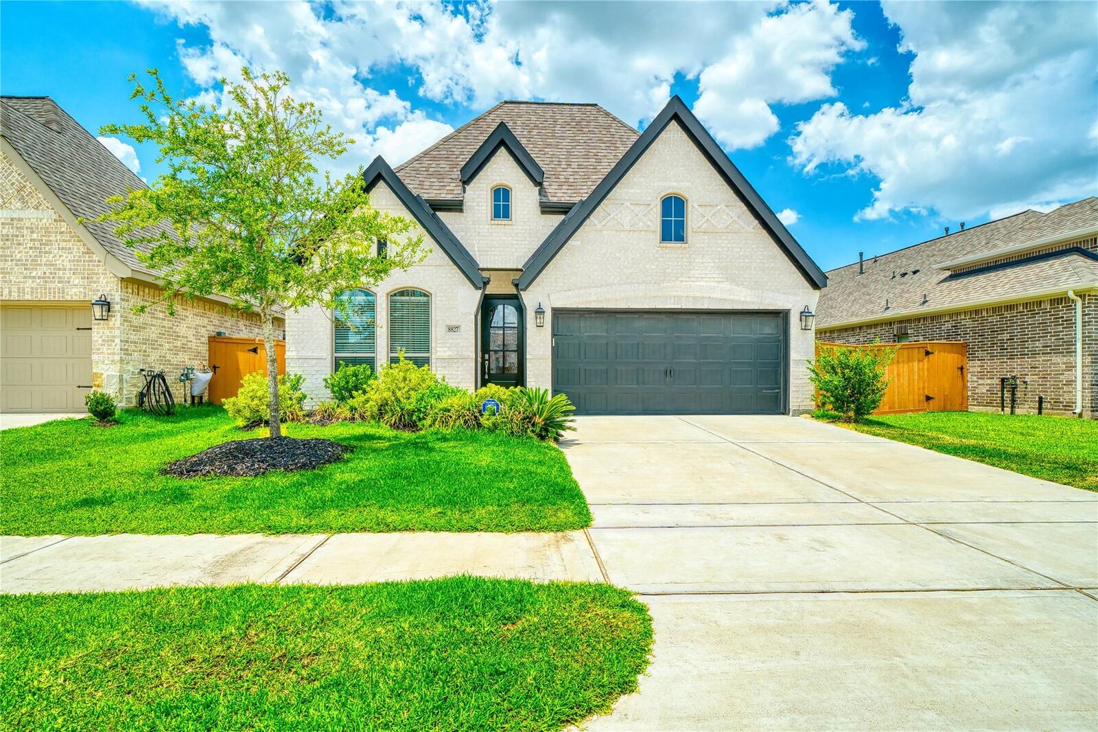 Property Photo: 8827 Harbor Pines Drive TX 77433