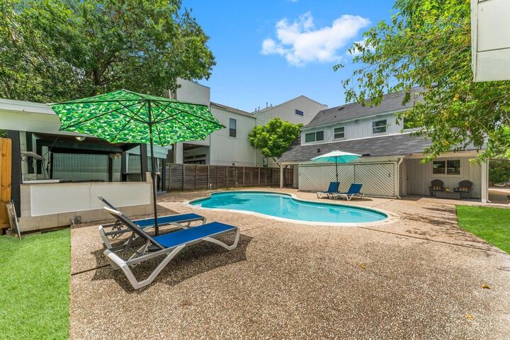 Property Photo:  6013-6015 San Felipe Street  TX 77057 