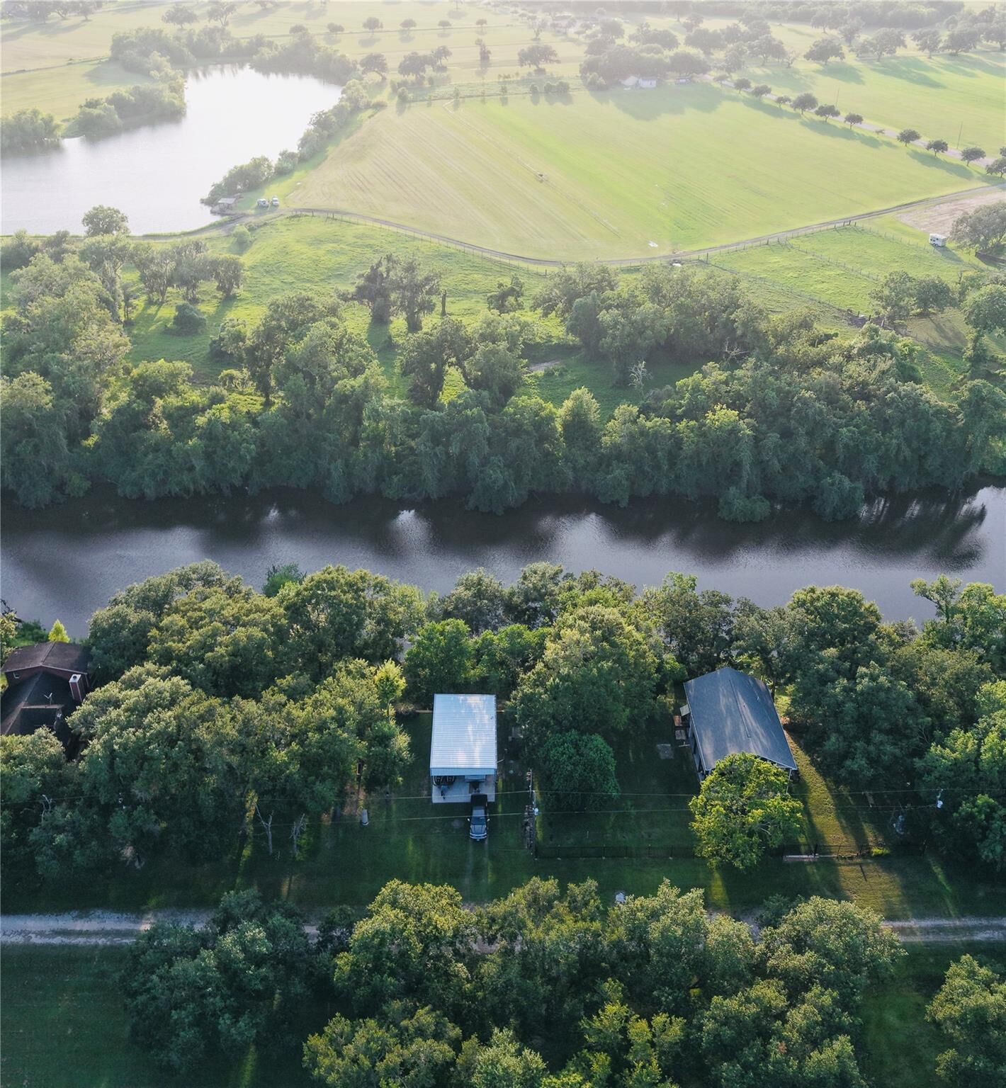 Property Photo:  213 River Glen Drive  TX 77486 