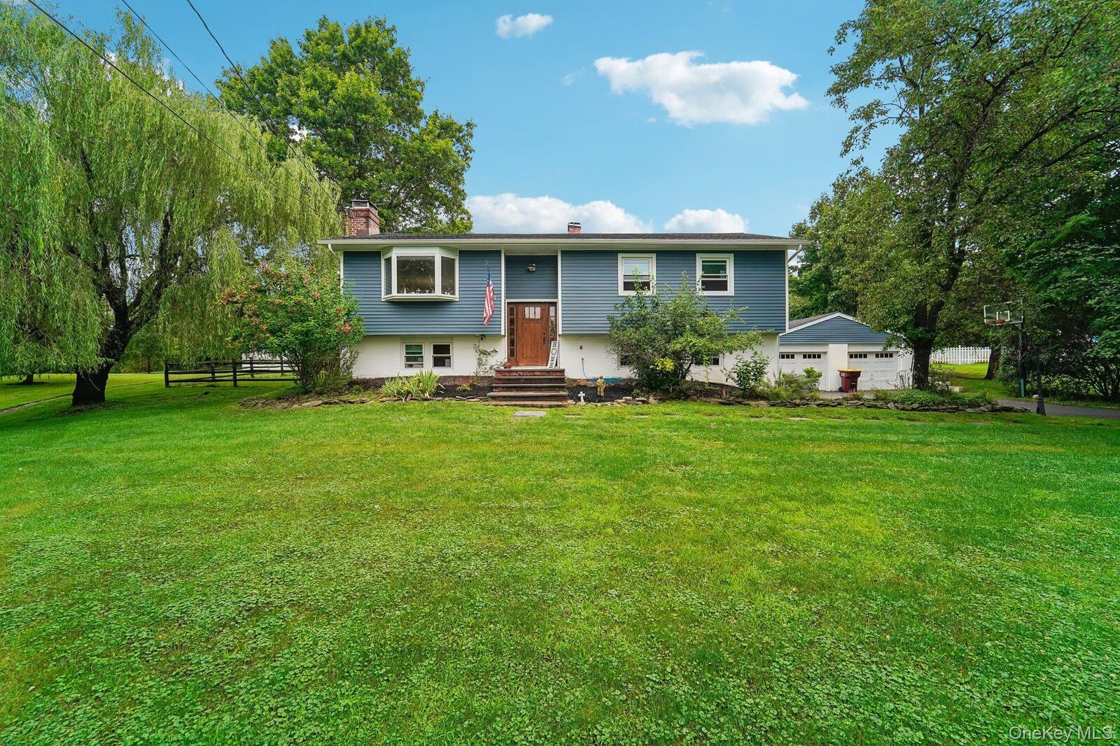Property Photo:  11 High Hill Avenue  NY 10990 