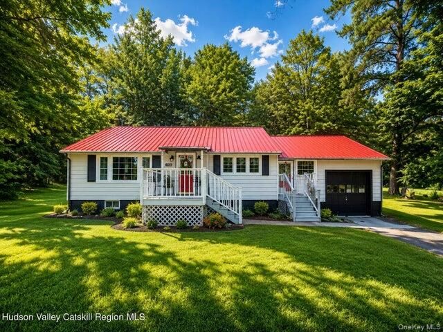 Property Photo: 2 Bonnie Brae Lane NY 12481