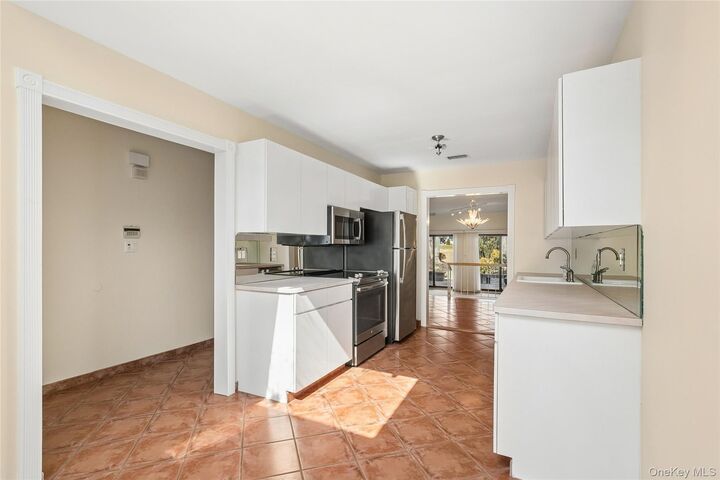 Property Photo:  87 Northgate Circle  NY 11747 