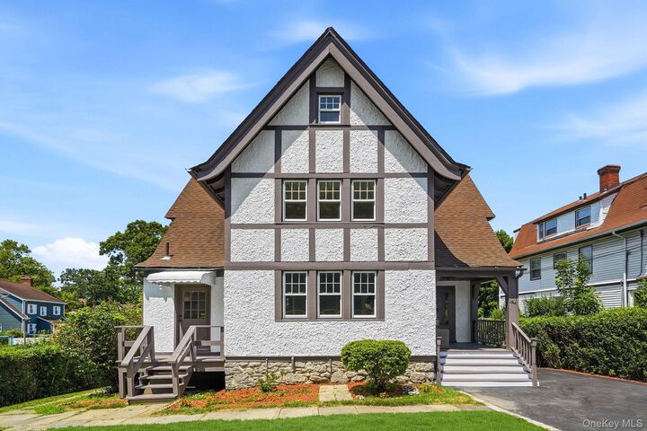Property Photo:  184 W Post Road  NY 10606 