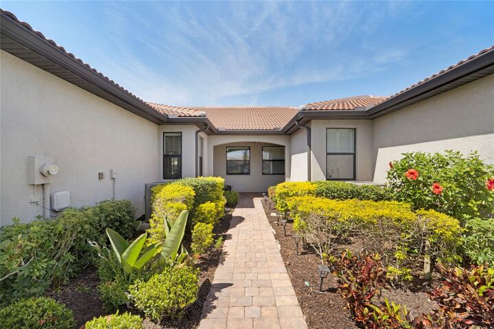 Property Photo: 13908 Alafaya Street FL 34293
