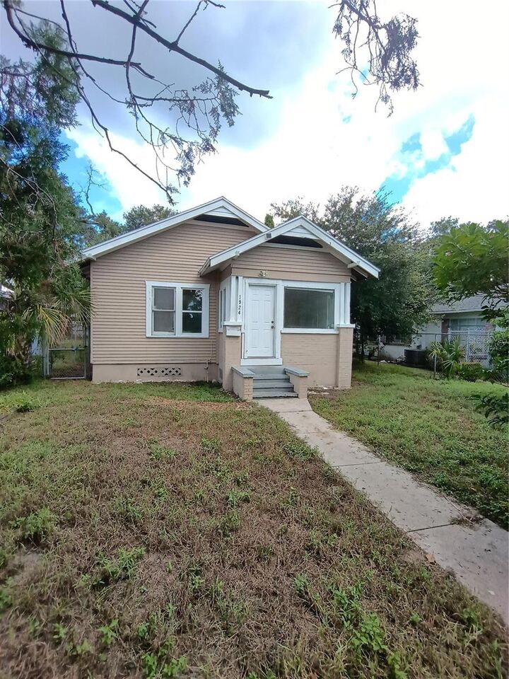 Property Photo: 1924 30th Street S FL 33712