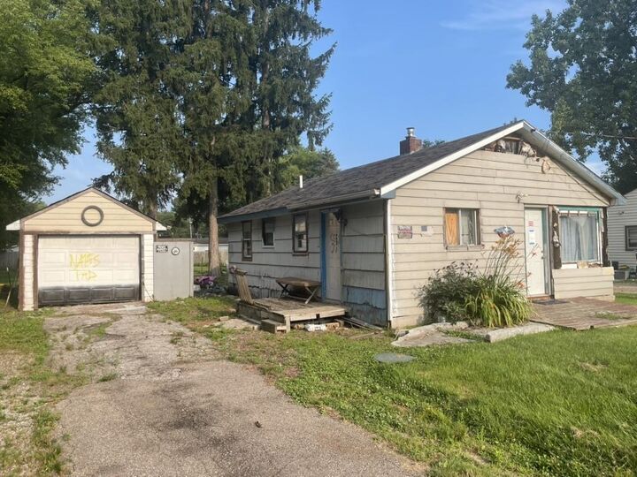 Property Photo:  14025 N Clio Road  MI 48420 