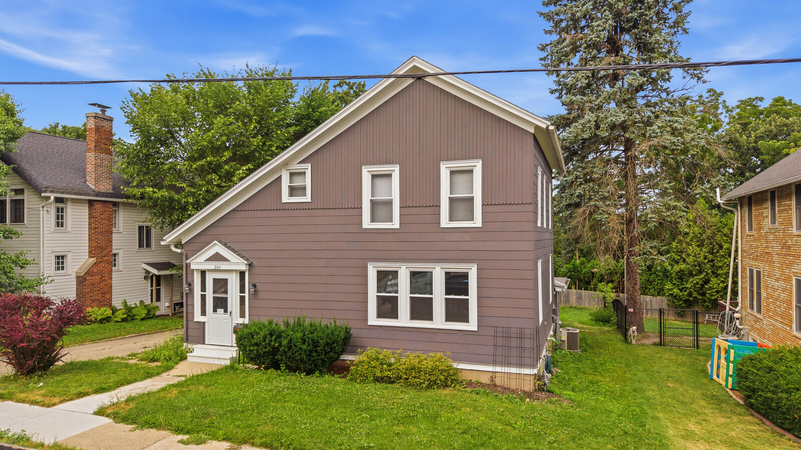 Property Photo:  204 N Vita Ave  WI 53916 