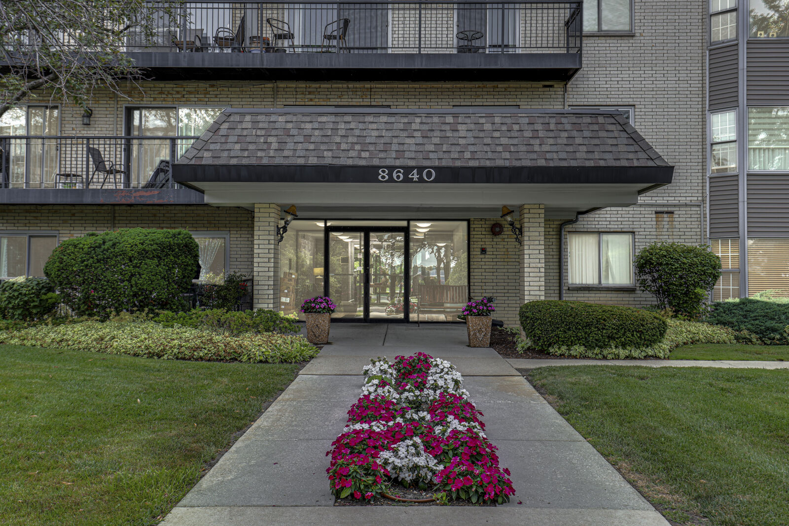 Property Photo: 8640 Waukegan Road 425 IL 60053