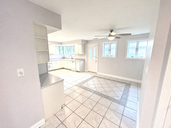 Property Photo:  1131 E Grant Drive  IL 60016 