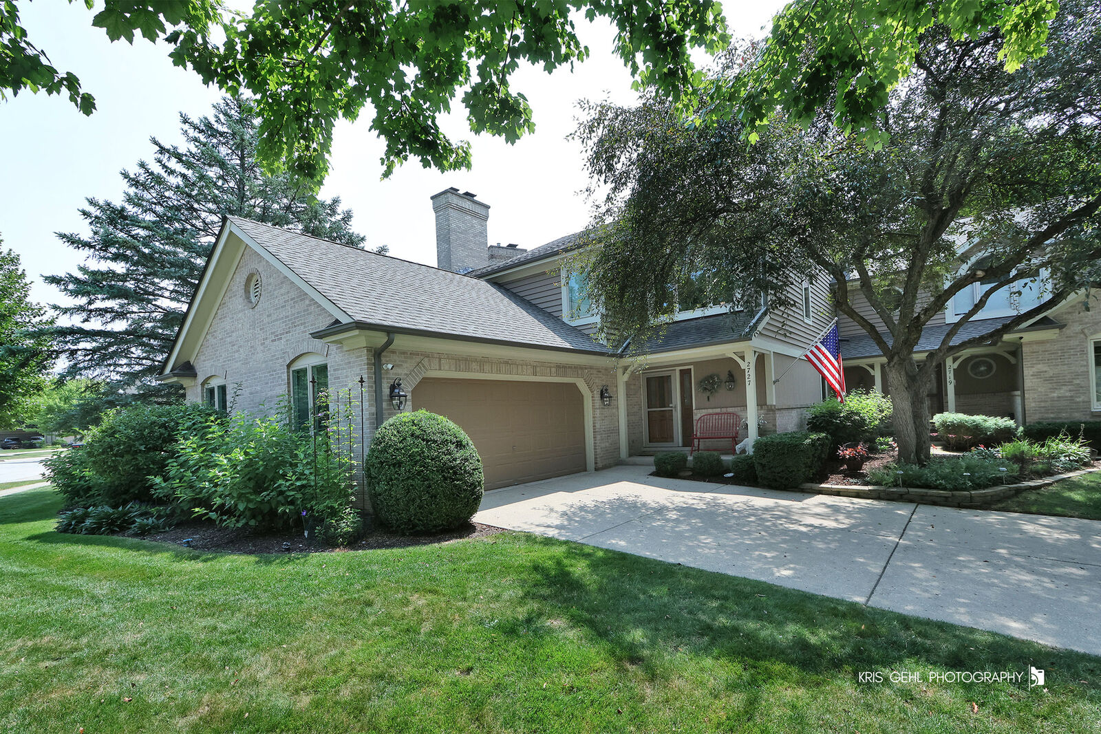 Property Photo:  2727 Downing Court  IL 60502 