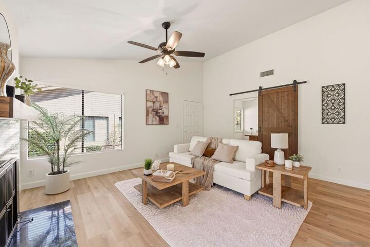 Property Photo:  12855 Via Moura  CA 92128 