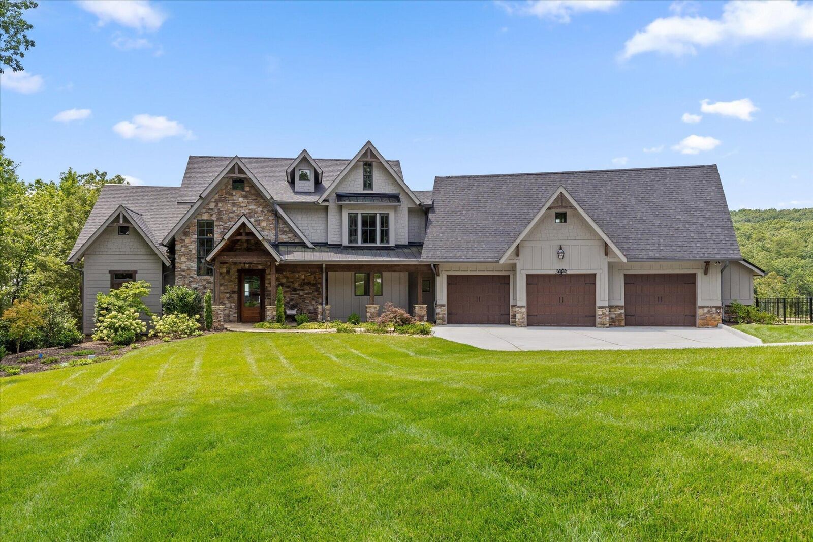 Property Photo:  8044 Mountain Laurel Trail (8)  TN 37377 