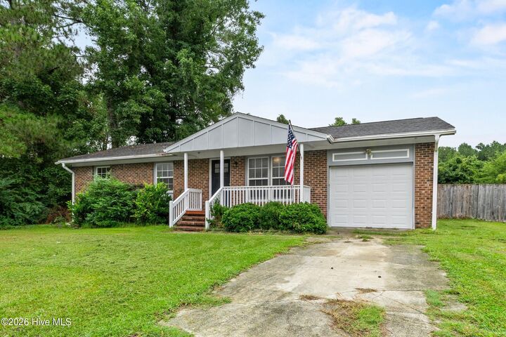 Property Photo:  103 Hofmann Drive  NC 28546 