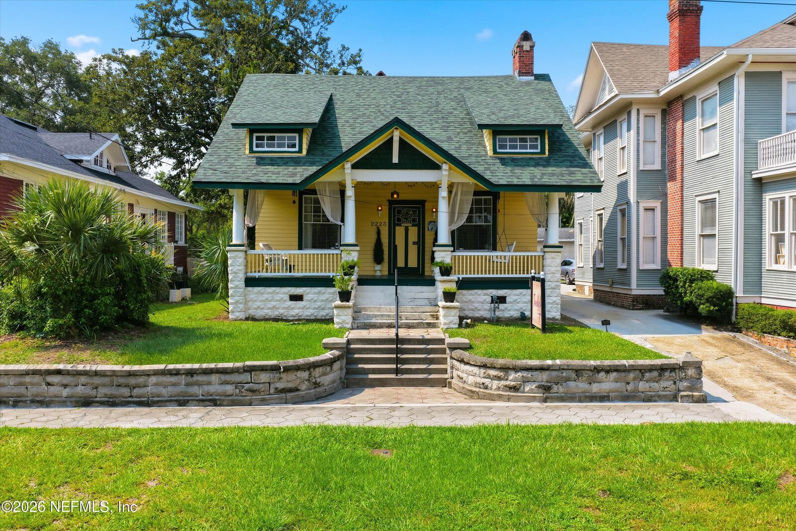 Property Photo:  2223 Herschel Street  FL 32204 