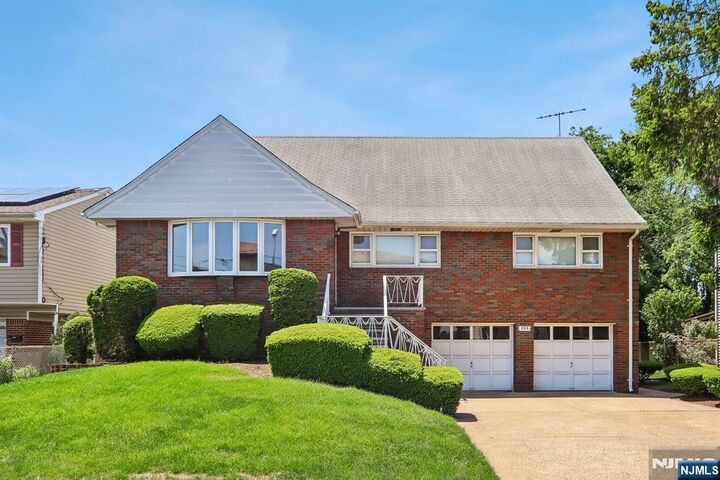 Property Photo:  355 Chestnut Avenue  NJ 07606 