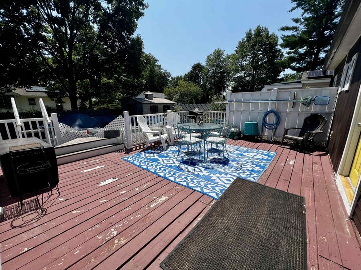 Property Photo:  5 Russell Street  NH 03867 