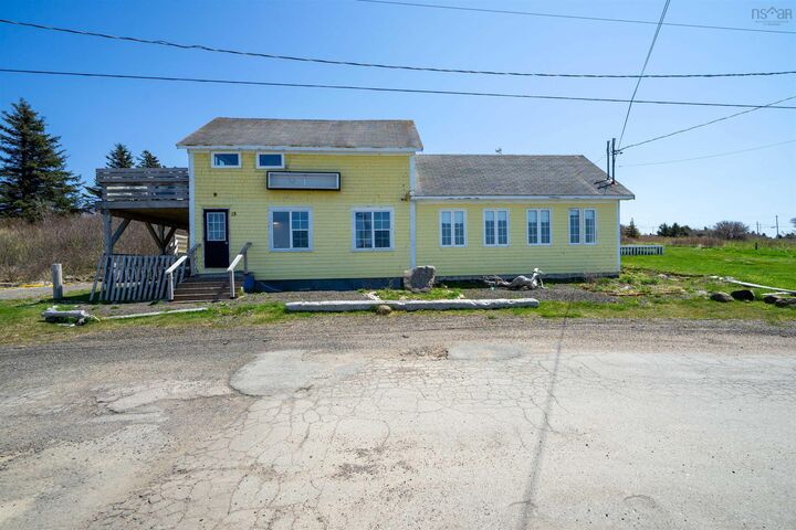 15 Highway 217 — photo 1