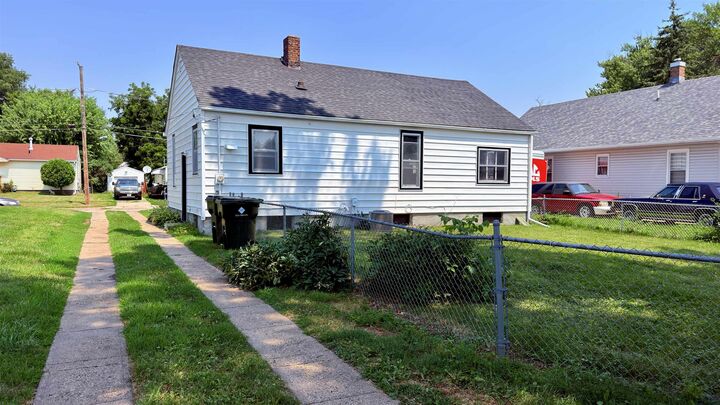 Property Photo: 1422 W. 29th Street IA 51103
