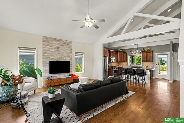 Property Photo: 7751 S 94th Bay NE 68526