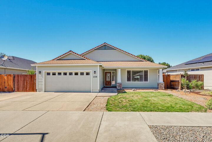 Property Photo: 155 Glenwood Drive OR 97524