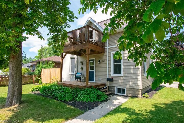 820 Cedar Street — photo 1